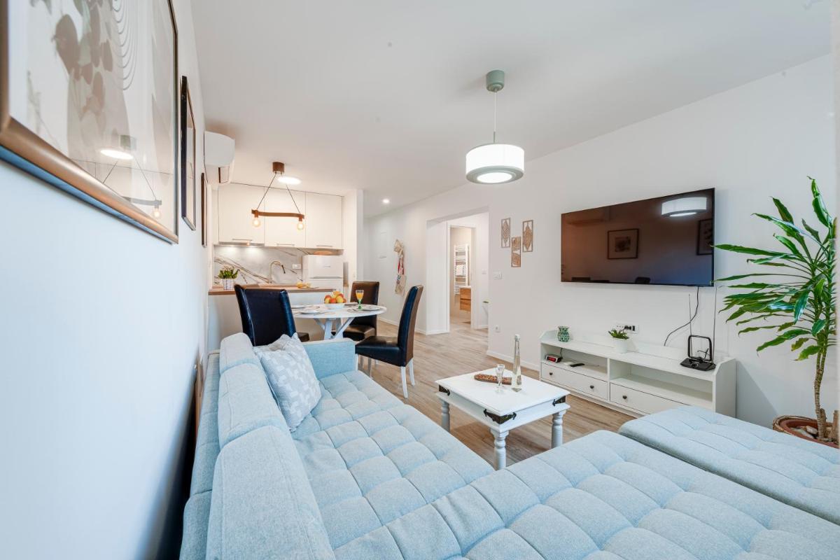 Image 4 of City Mode Apartment