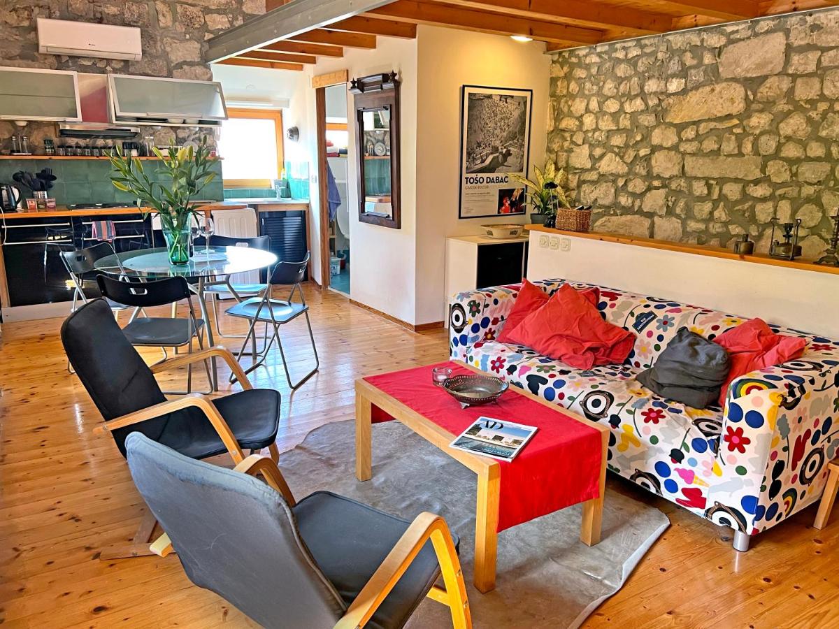 Image 4 of Design Studio – Old Town