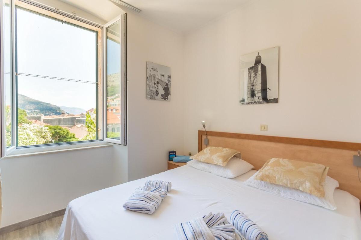 Image 5 of Double Room Lukre with city view