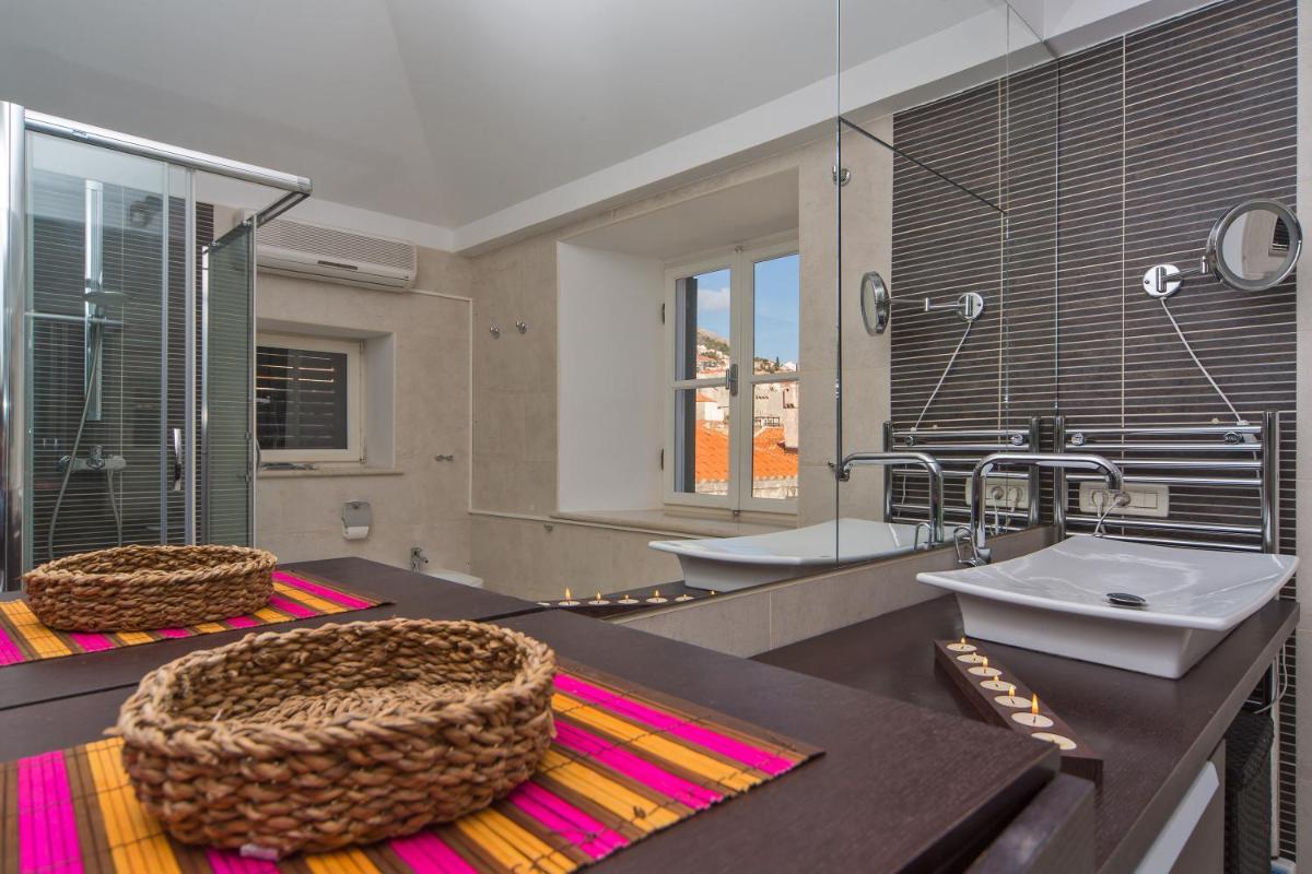 Image 2 of Dubravka Apartment