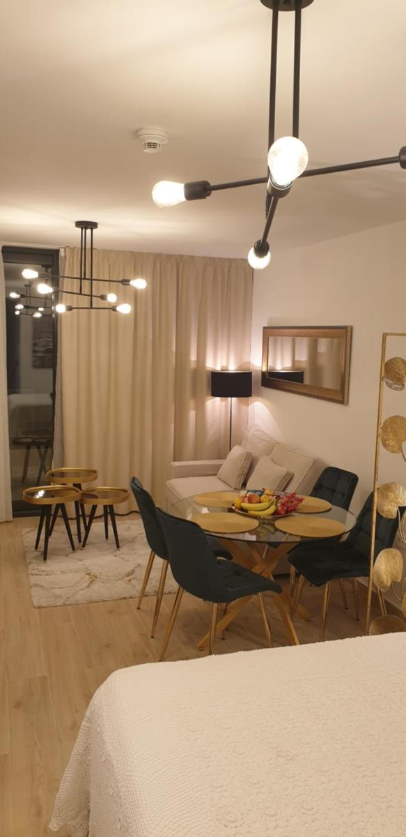 Image 3 of Golden Studio – private parking