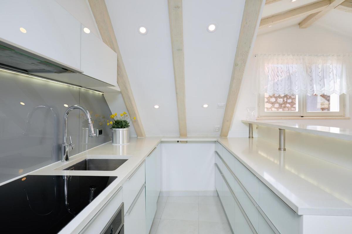 Image 2 of Hedera Estate, Hedera A22