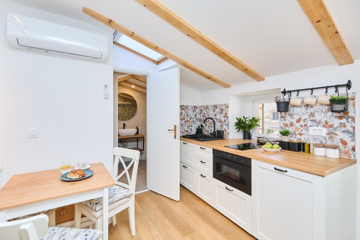 Image 3 of Hedera Estate Hedera Studio 7