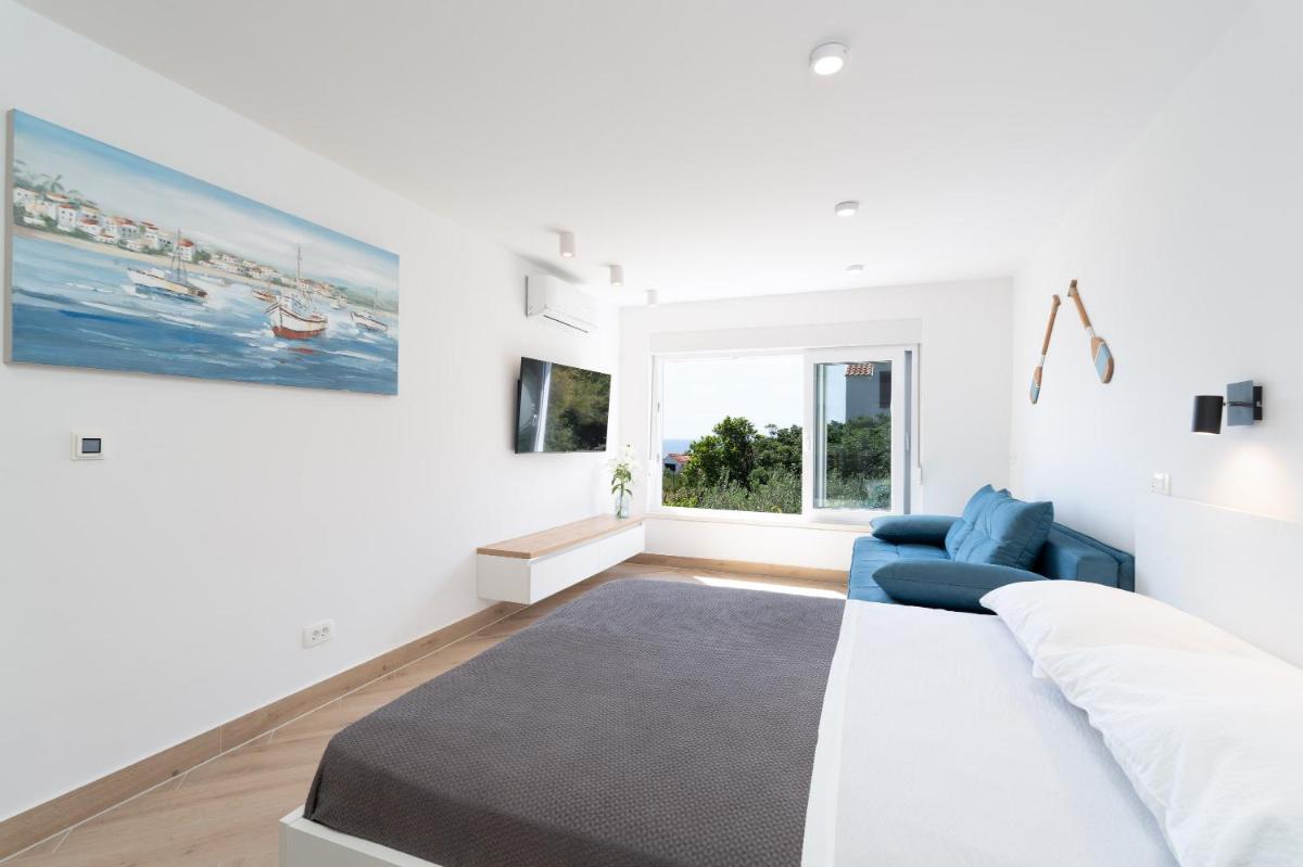 Image 1 of L&N Studio Apartment