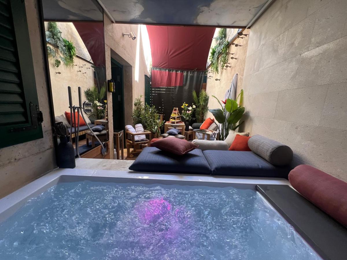 Image 3 of La Vita e Bella I