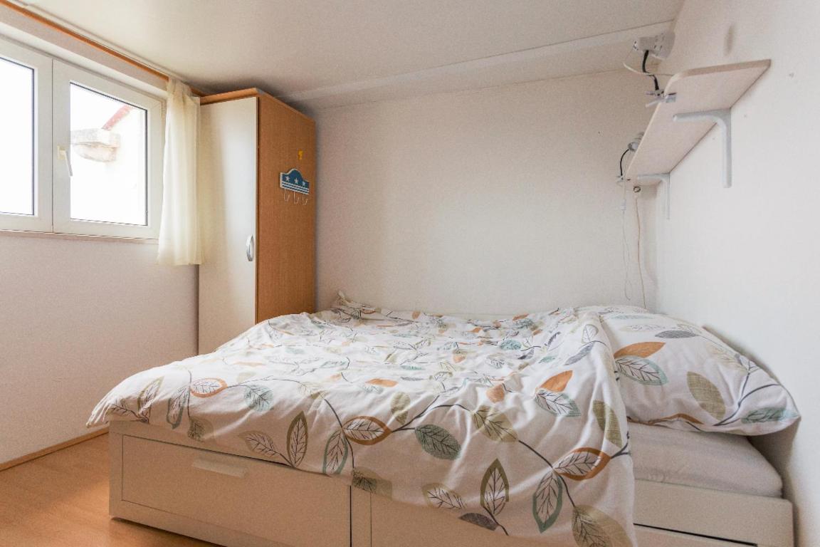 Image 1 of Laura Apartment