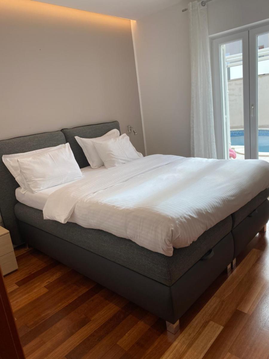 Image 5 of Lorena Suite with private pool