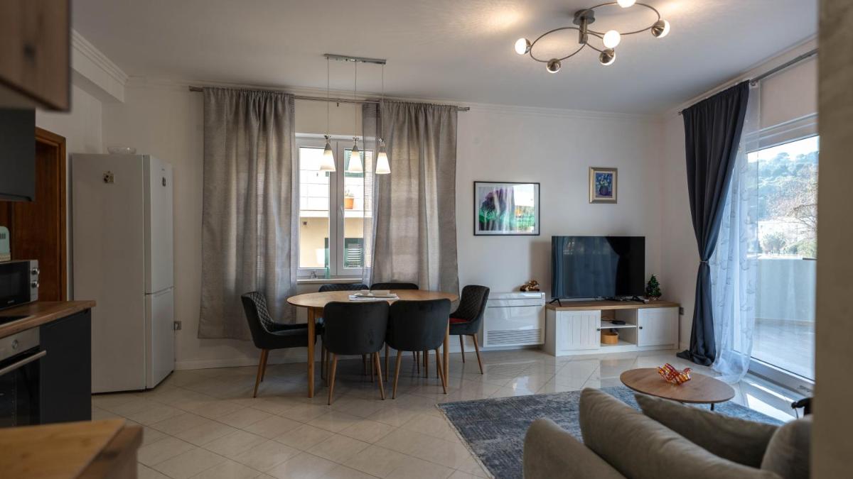 Image 4 of Luxury Apartment Gina with a terrace