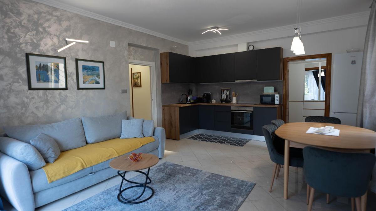 Image 2 of Luxury Apartment Gina with a terrace