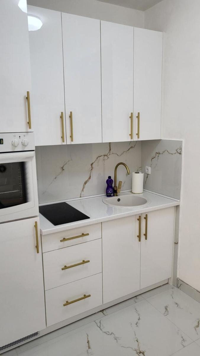 Image 3 of MANGO APARTMAN studio