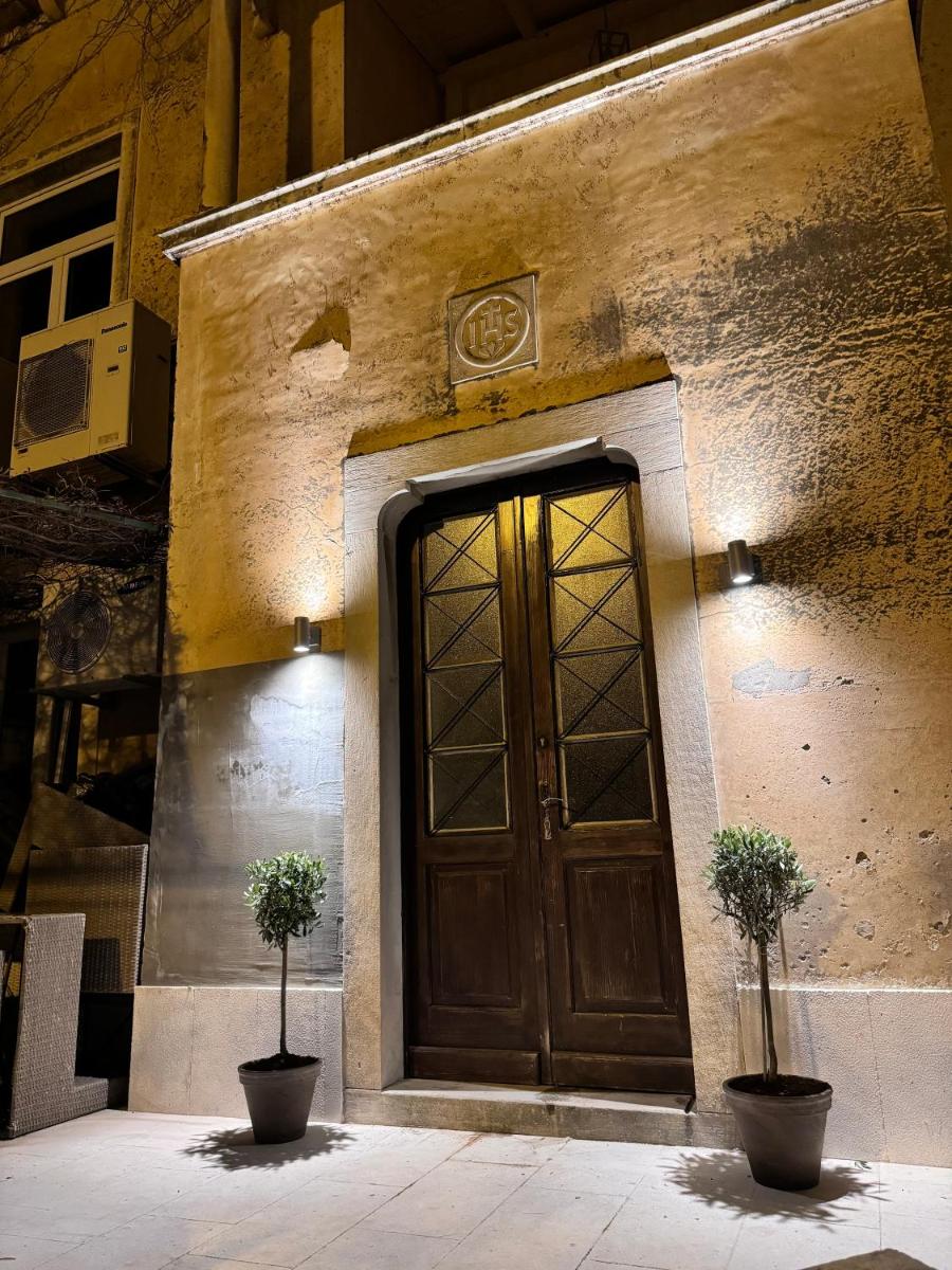 Image 5 of Mia’s Wonderland