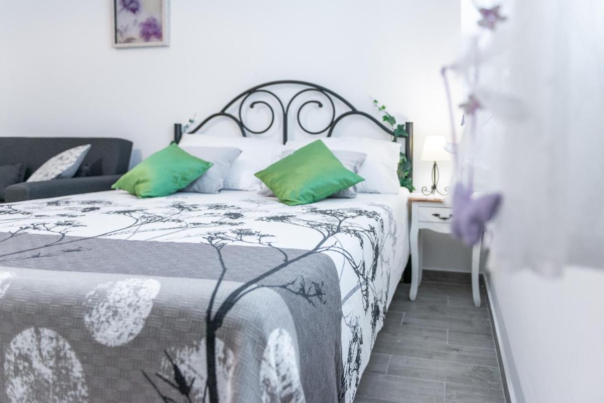 Image 6 of New Studio Apartment Teba