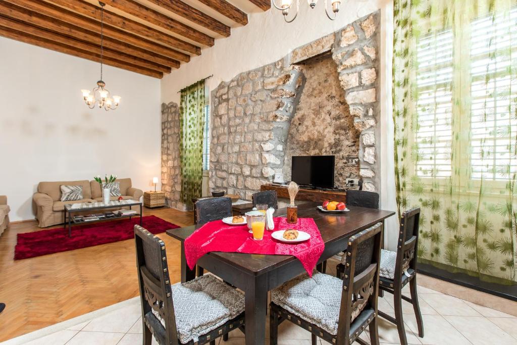 Image of Old Palace Apartment