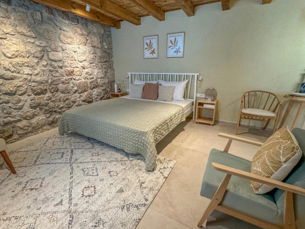 Image 6 of Olive Harmony Suite