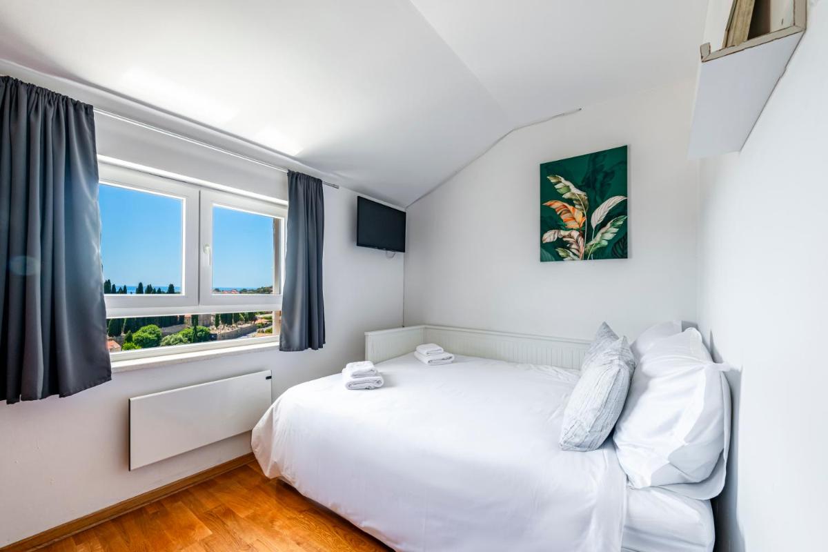 Image 1 of Prestige 7 Apartment