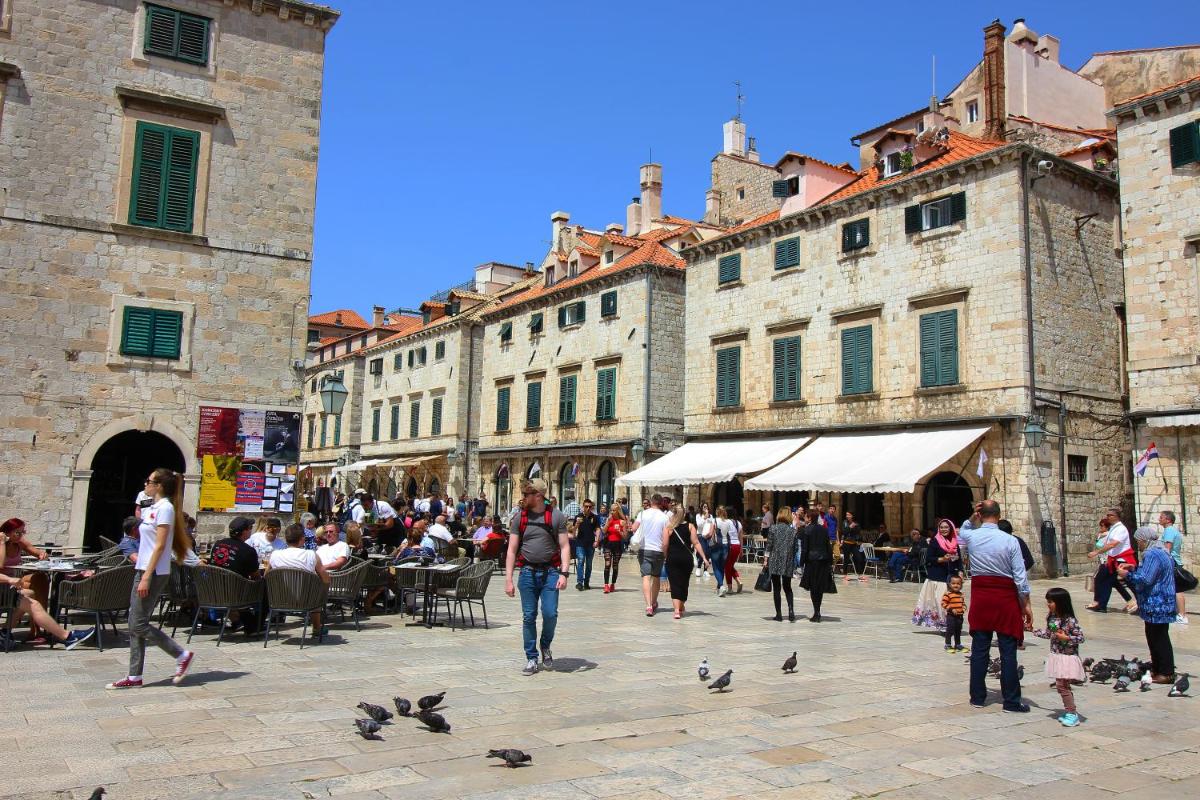 Image 5 of Princess Dora’s Apartment