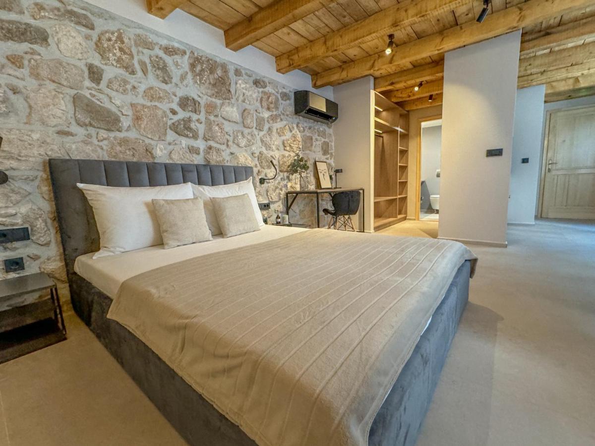 Image 6 of Rocky Heaven Suite