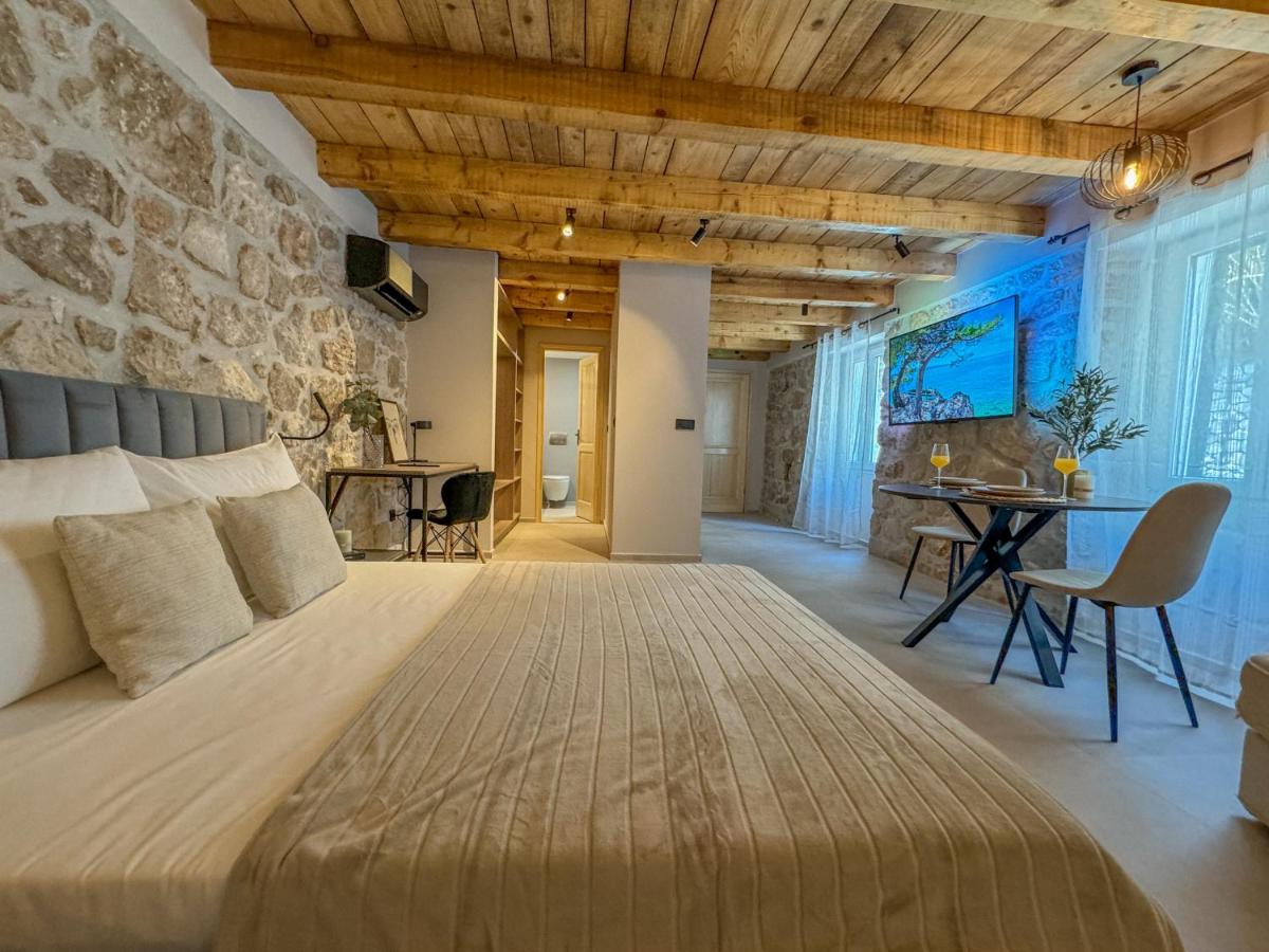 Image 1 of Rocky Heaven Suite