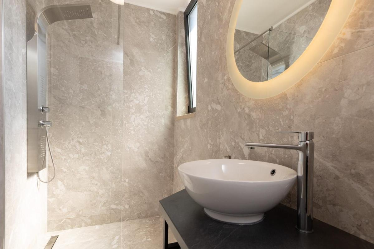 Image 1 of Royal Fort – Minčeta