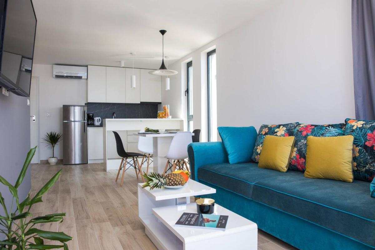 Image 2 of Royal fort – Horizon