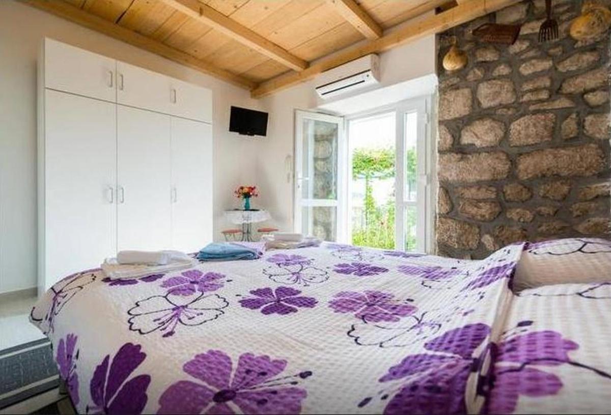 Image 1 of Sea of Eden