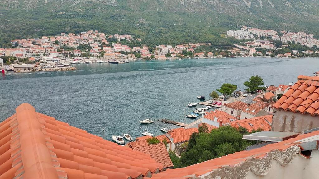 Image of Sola – Cozy Apartment in Dubrovnik with Beautiful Scenery