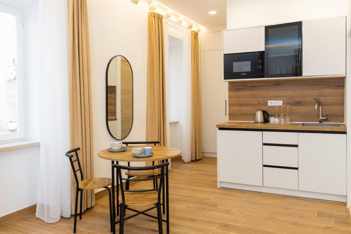 Image 2 of Soleil Palace