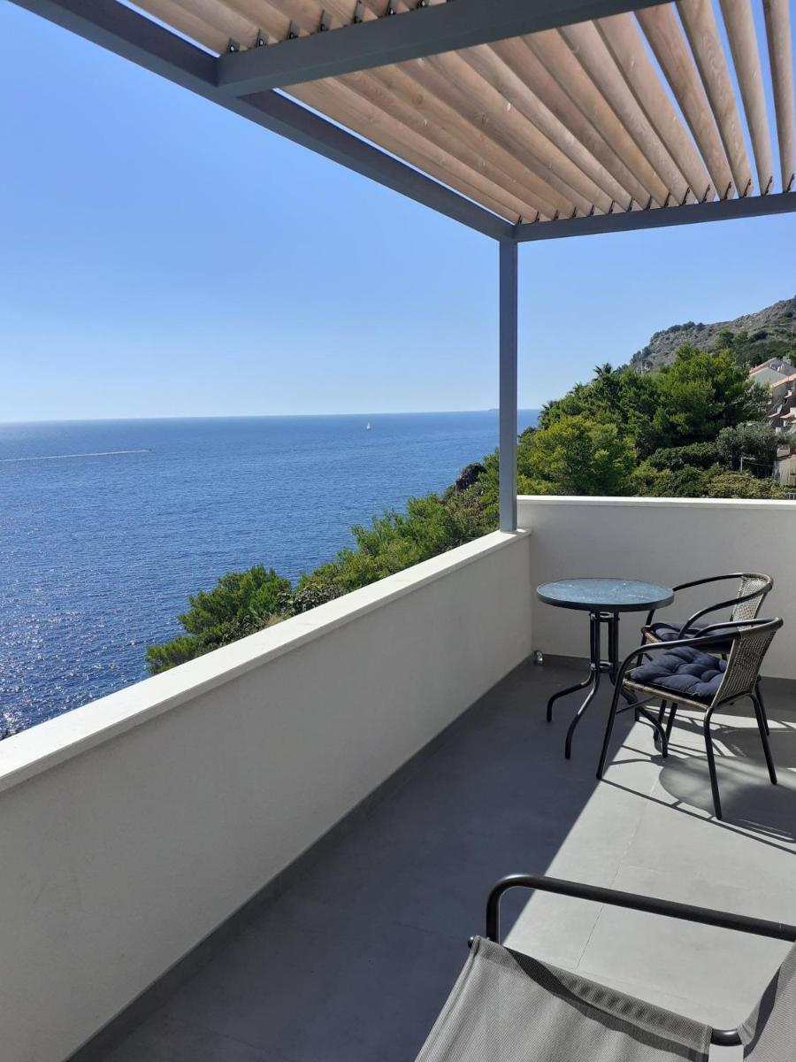 Image 5 of Studio 87