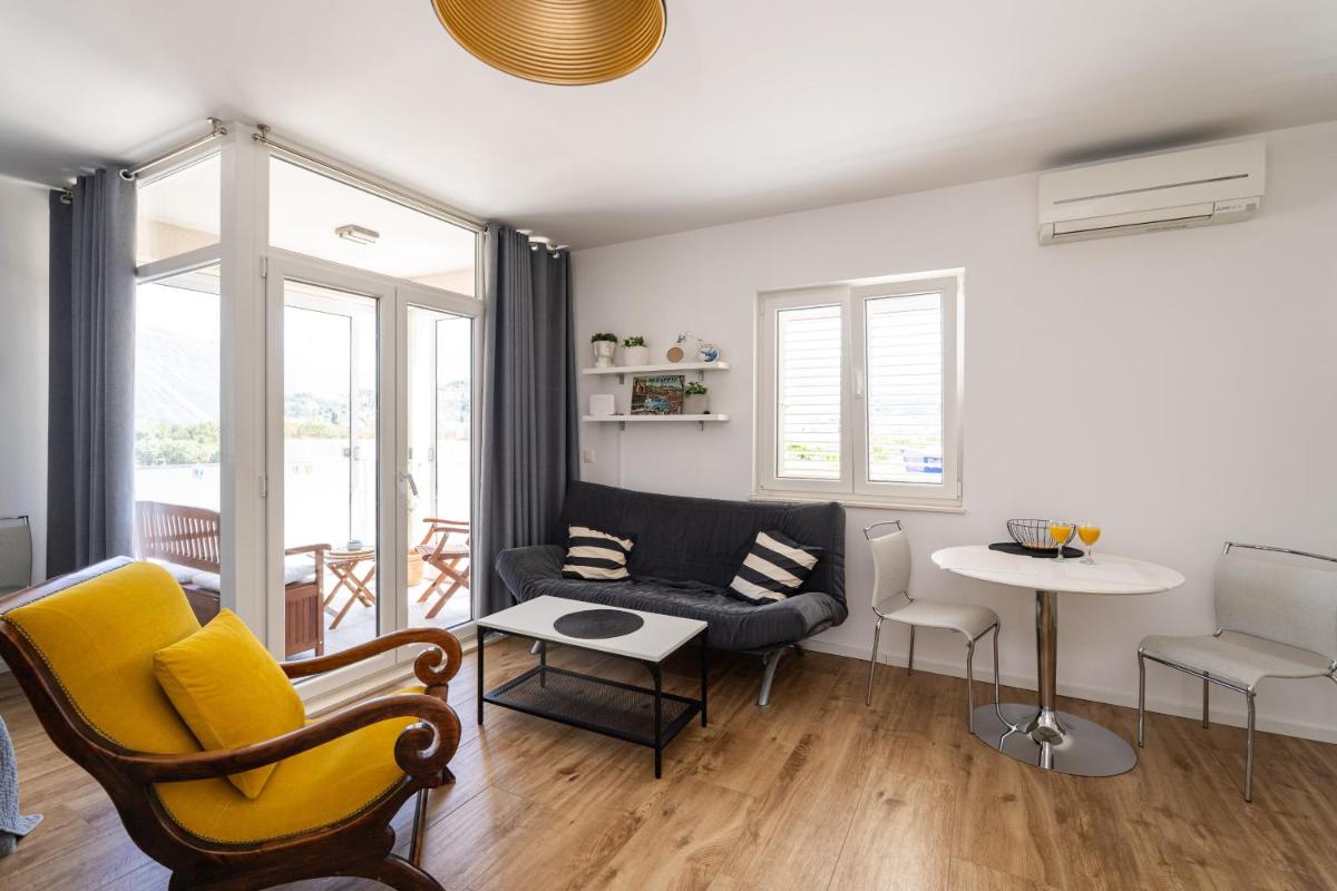 Image 3 of Studio Apartment Ana N