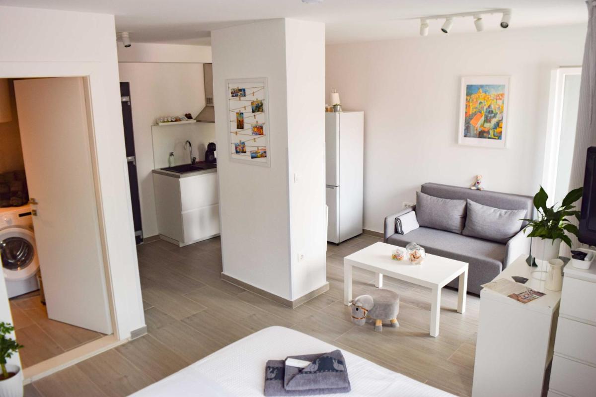 Image 2 of Studio Apartments Anija