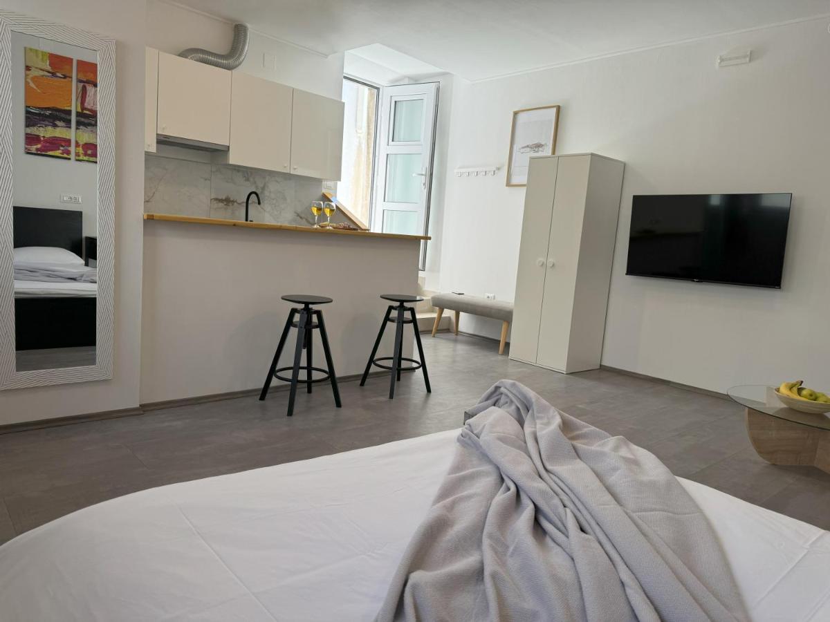 Image 6 of Studio Rimac