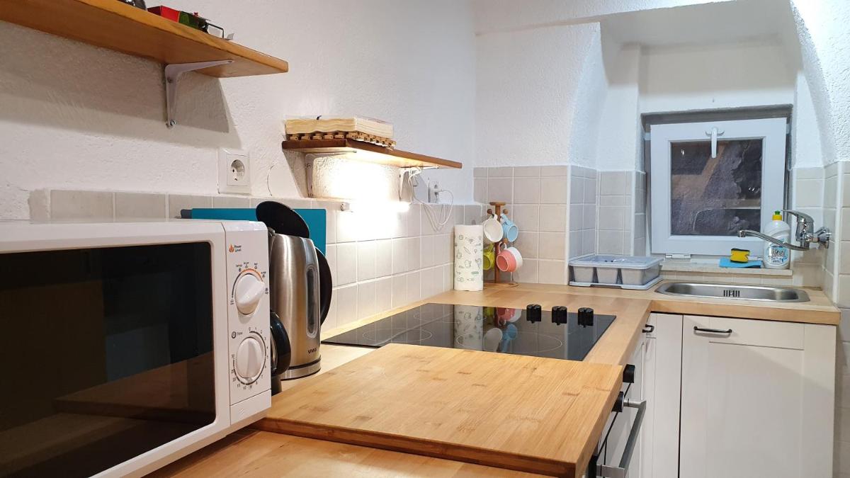 Image 3 of Studio Tony