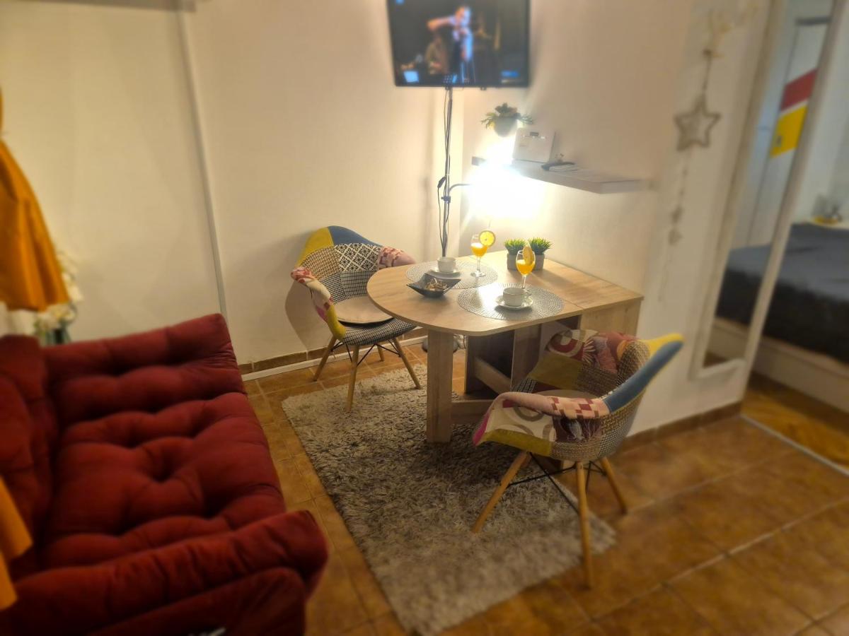 Image 4 of Sunny Charming Apartment