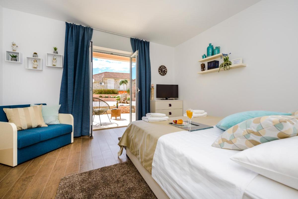 Image 6 of Tara Apartments