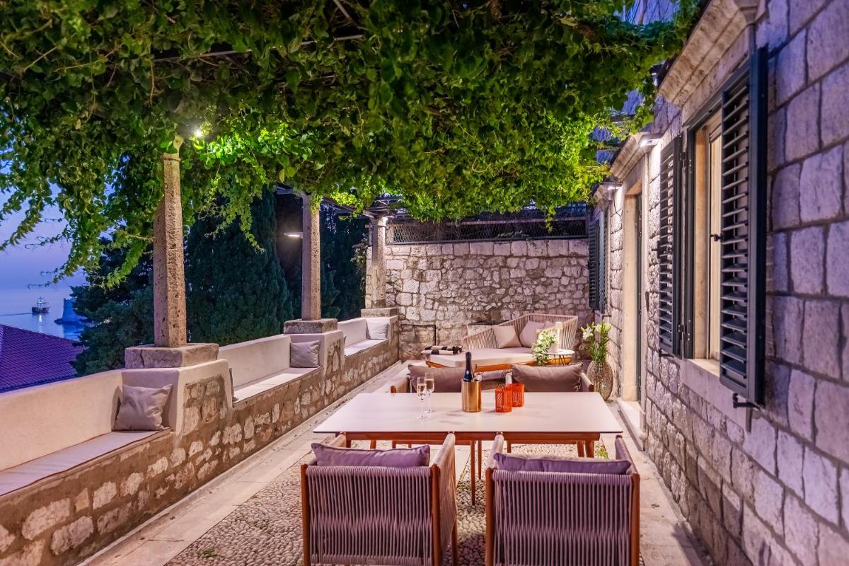 Image 3 of Unique Mediterranean 4 Star Apartment with Spa zone