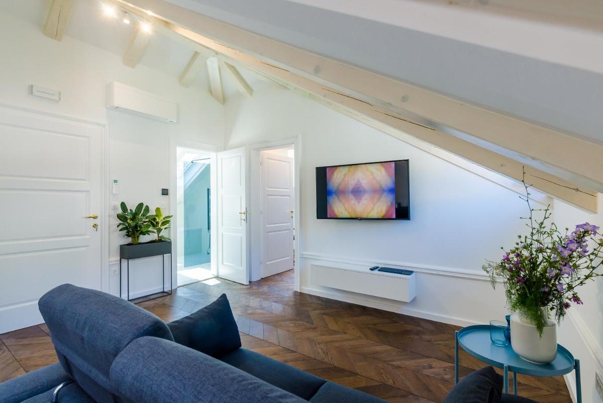 Image 4 of Villa Roma