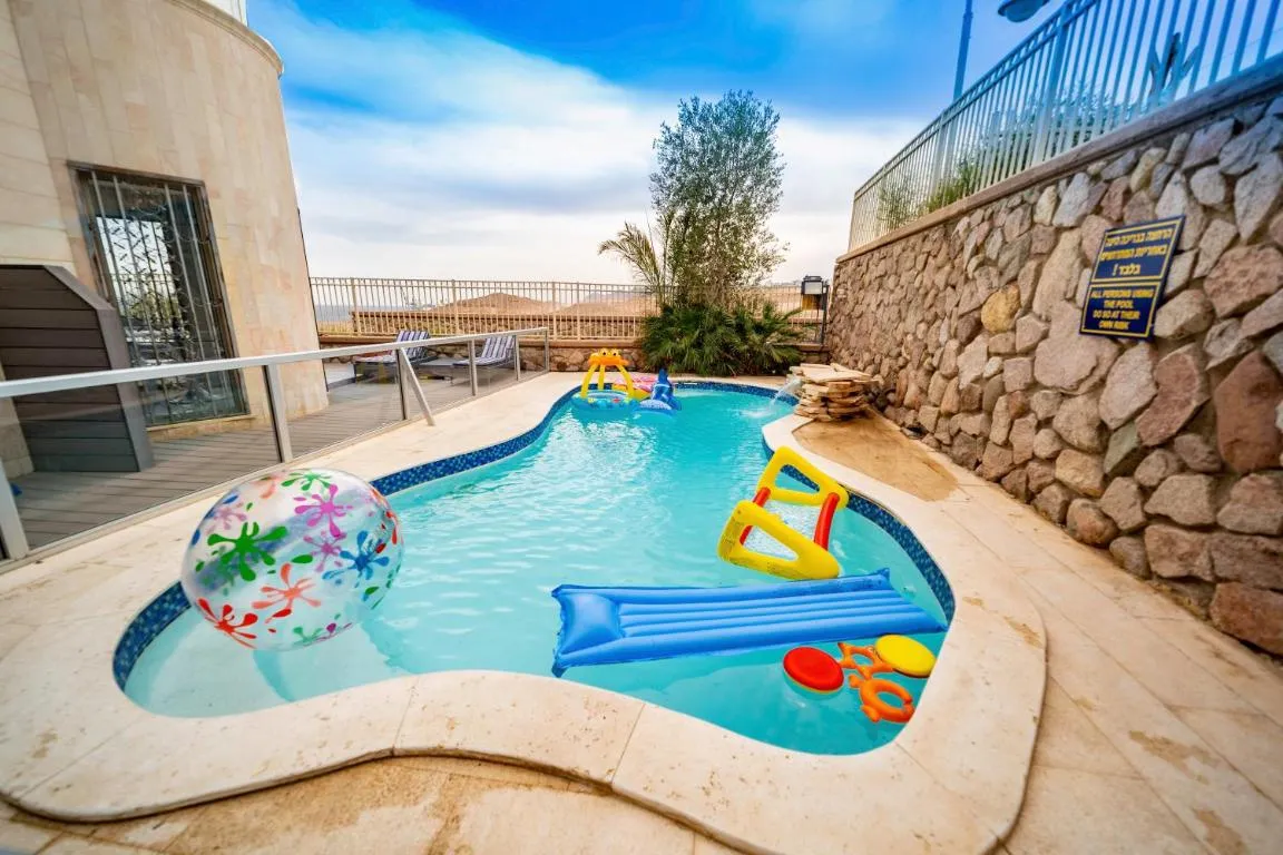 YalaRent Oasis Garden with Private Pool