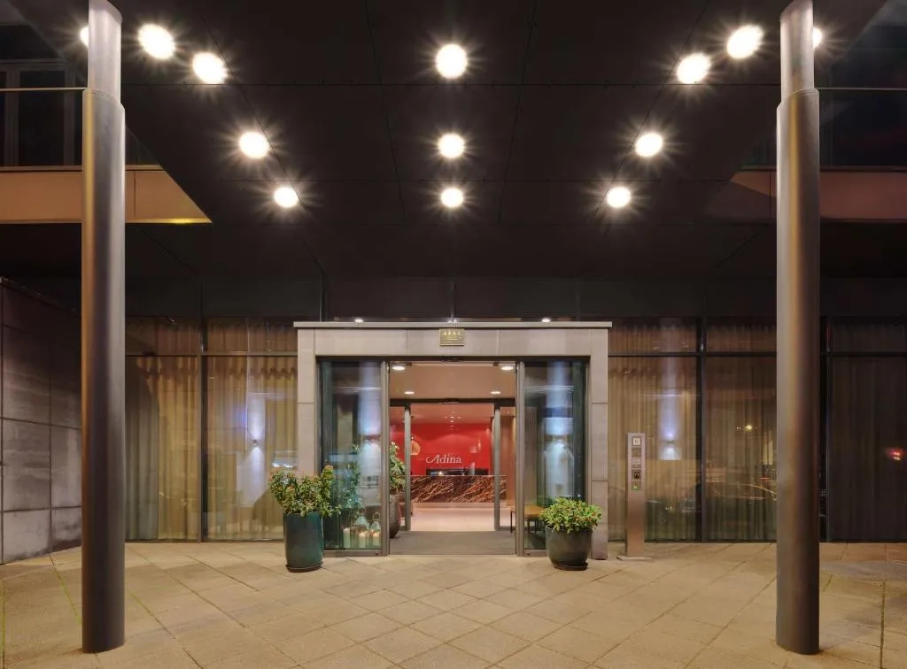 Image 2 of Adina Apartment Hotel Frankfurt Neue Oper