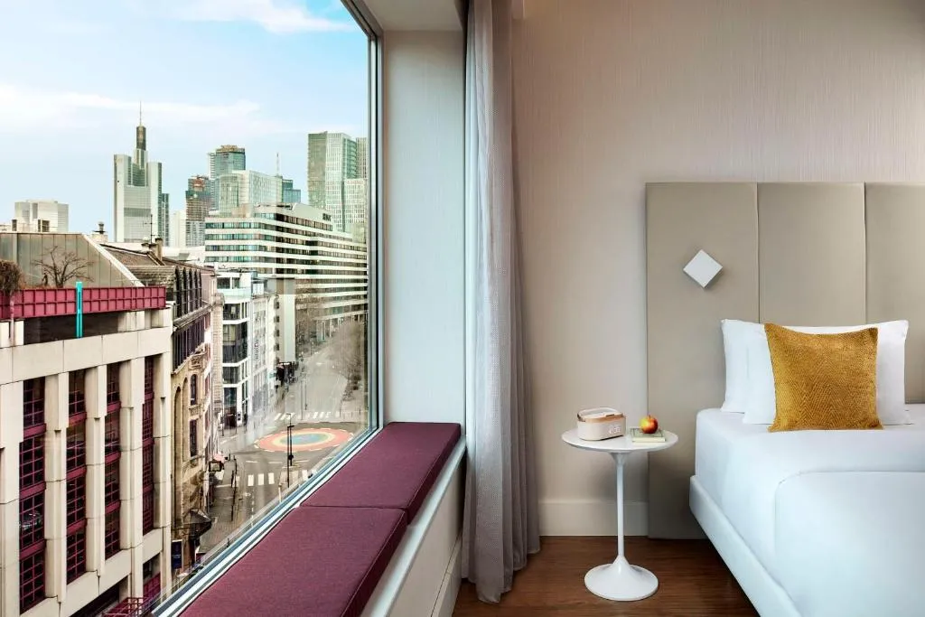 Image 3 of Avani Frankfurt City Hotel – previously NH Collection Frankfurt City