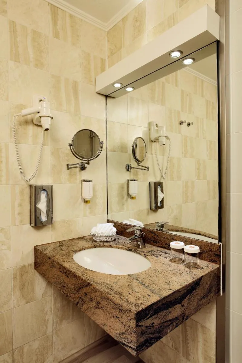 Image 3 of H4 Hotel Frankfurt Messe