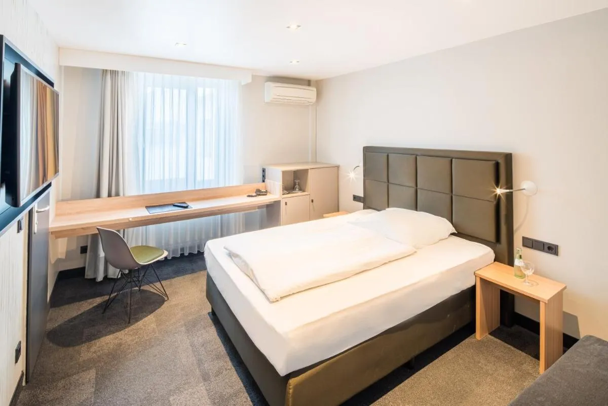 Image 6 of Hotel Cult Frankfurt City
