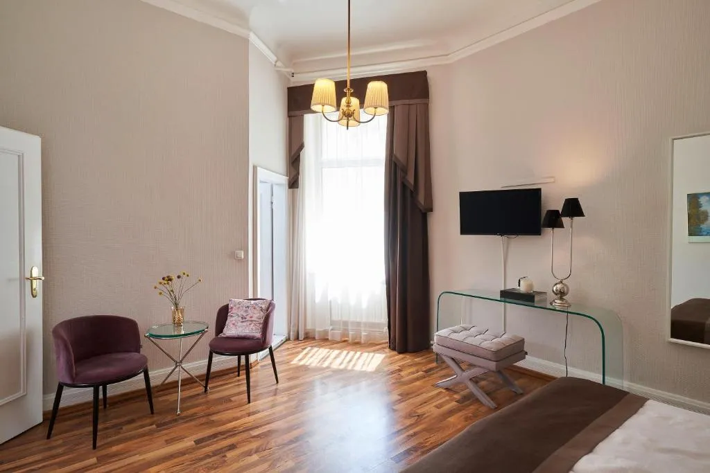 Image 1 of Hotel Monopol – Central Station