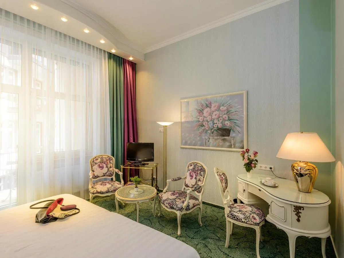 Image 1 of Hotel Palmenhof