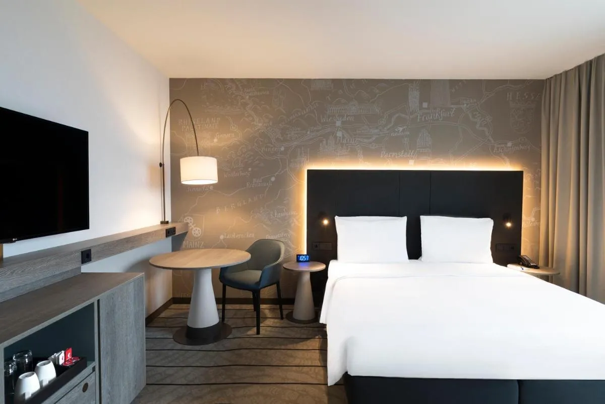 Image 2 of Hyatt Place Frankfurt Airport