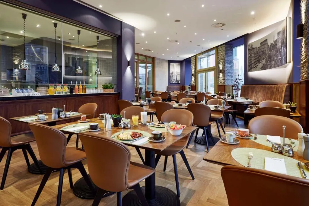 Image 4 of Lindner Hotel Frankfurt Main Plaza, part of JdV by Hyatt