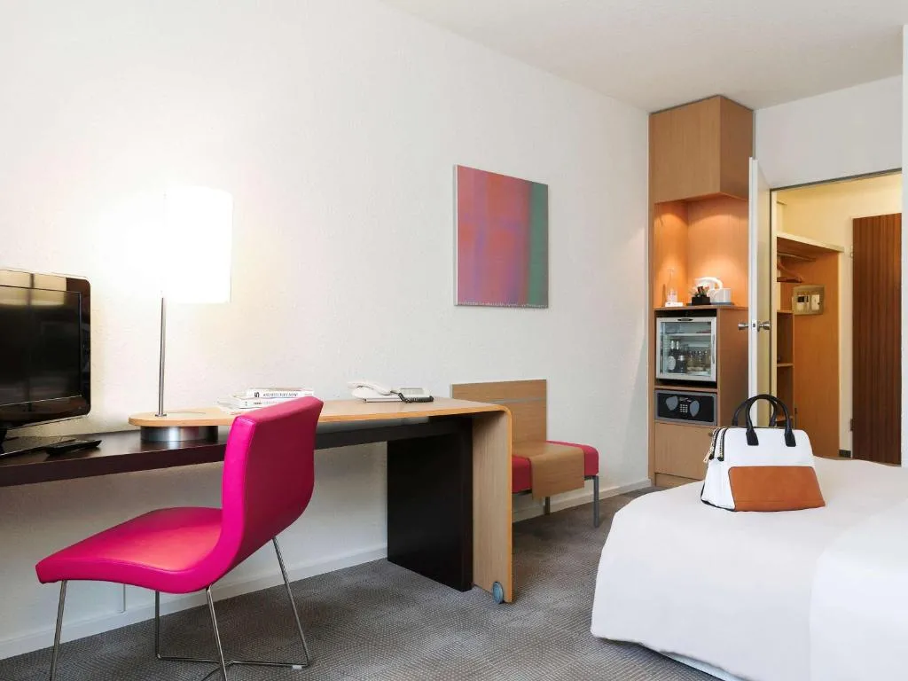 Image 2 of Novotel Frankfurt City