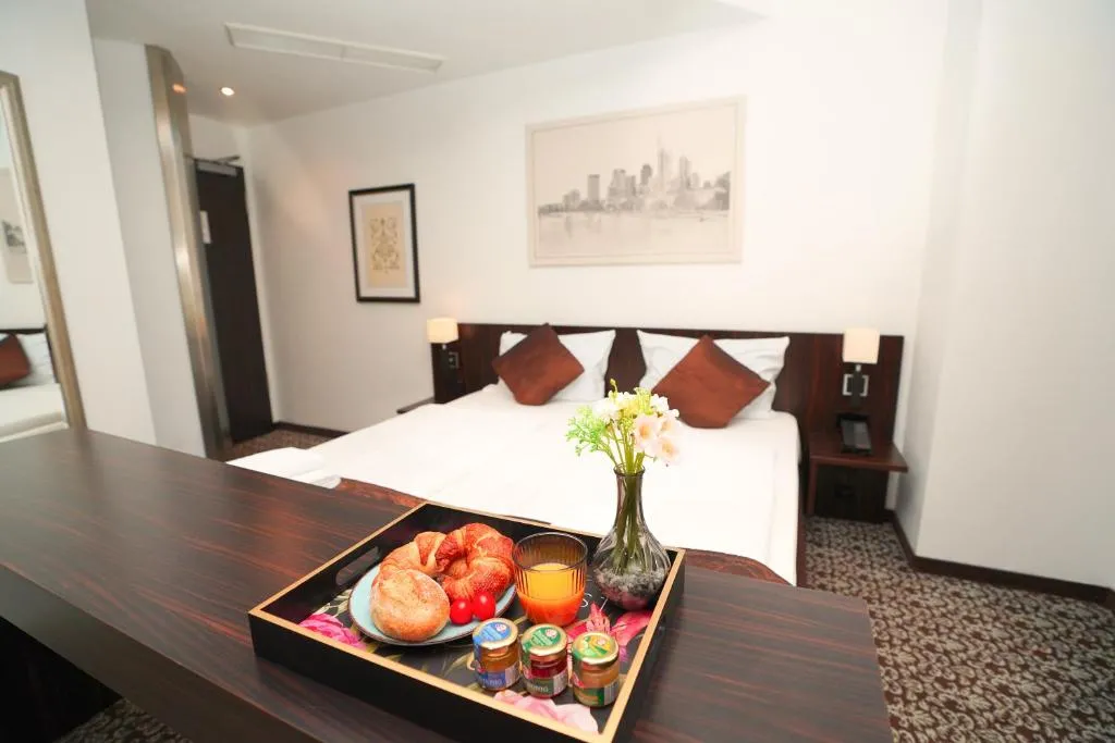 Image 2 of The Atrium Hotel