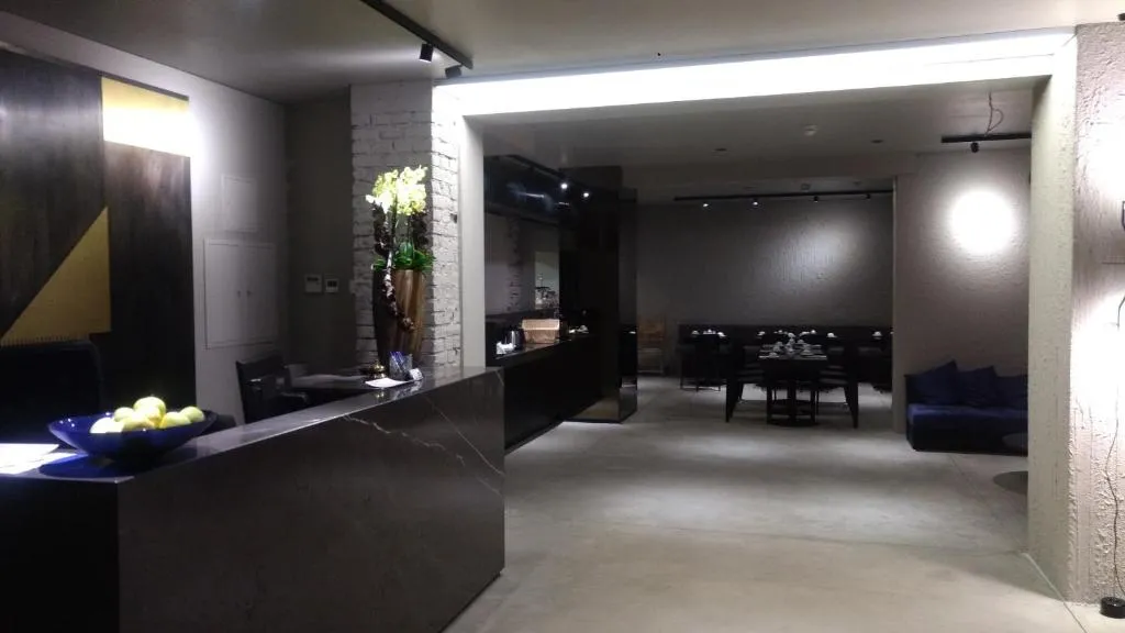 Image 2 of The Suite Hotel Garden