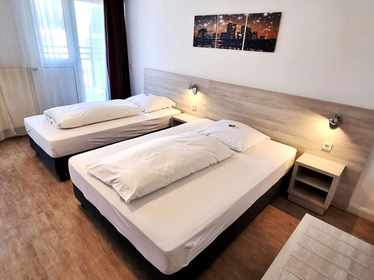 Image 5 of Adler Hotel Frankfurt