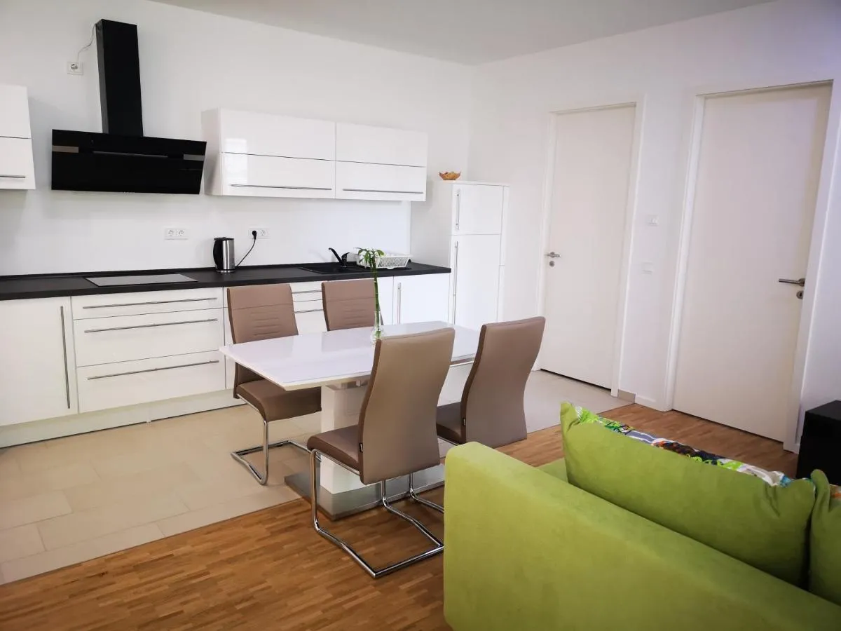Image 3 of Apartment near fair and central City in few min, with garden